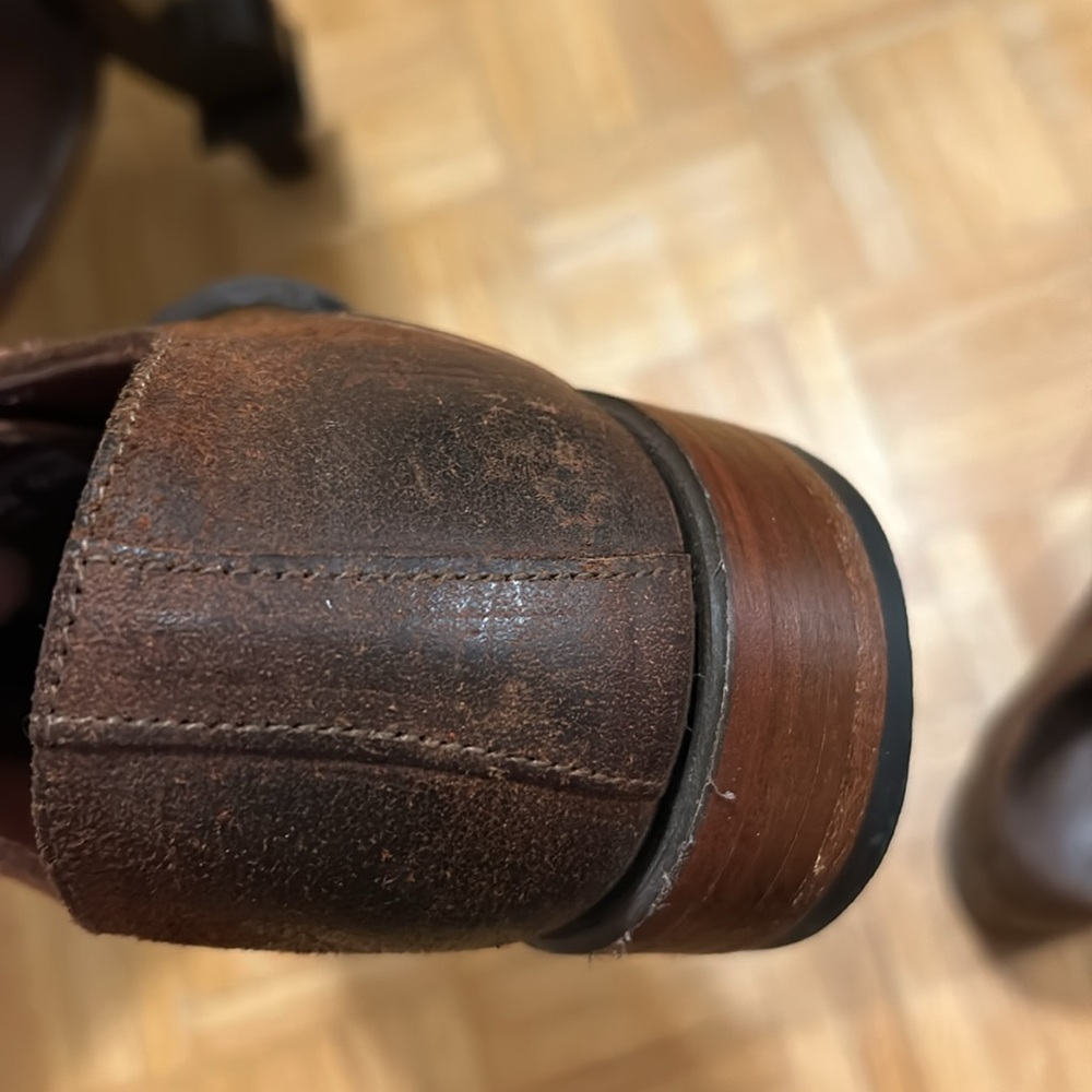 Frye - Picture 11 of 13